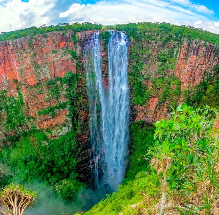 FOTO PRINCIPAL Cachoeira do Jatobá