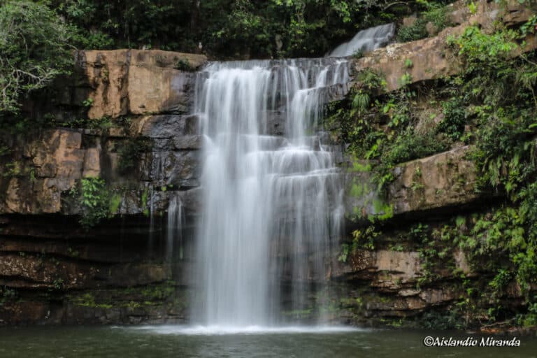 Cachoeira da Usina - Foto: Aislandio Miranda - Barra do Garças MT