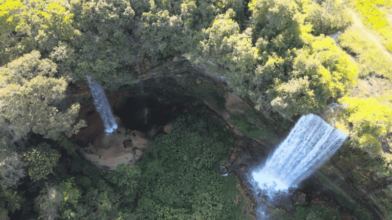 Cachoeira do Formoso - Tangará da Serra, Cerrado, Foto Lincon 174