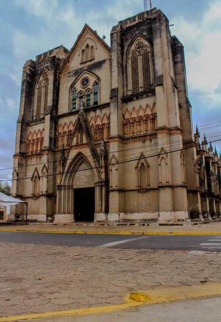 Catedral_de_São_Luiz_-_Cáceres_Mato Grosso