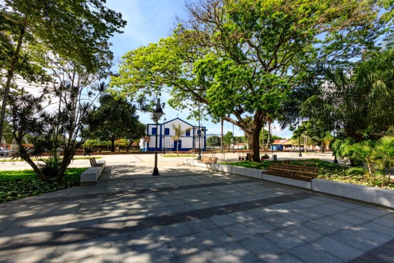 Praça Dom Wunibaldo - Chapada dos Guimarães MT - Foto: RdNews