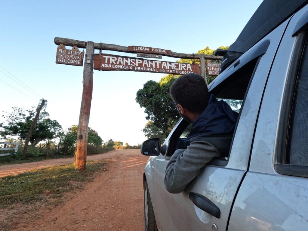 Inicio da rodovia transpantaneira Mato Grosso Foto Carina Furlanetto | Descubra Mato Grosso