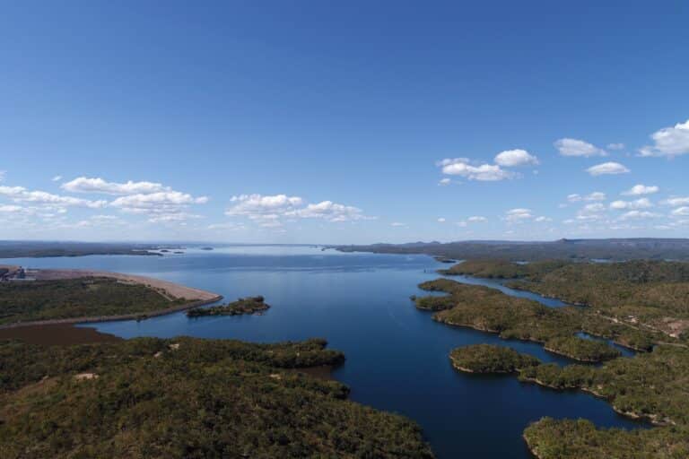 Lago do Manso-Chapada dos Guimarães-Mato Grosso-Foto Bydronevideos