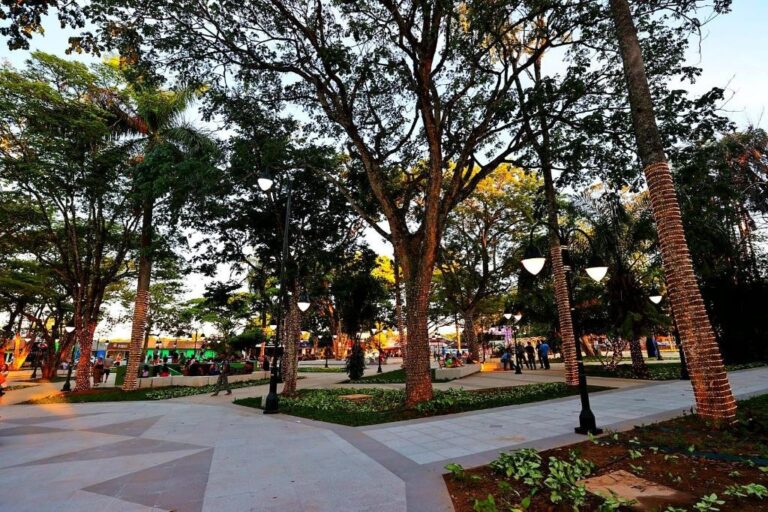Praça Dom Wunibaldo - Chapada dos Guimarães MT - Foto: RdNews