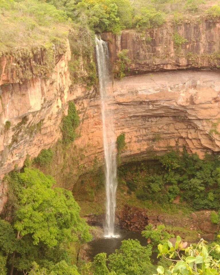 Cachoeira Véu de Noiva - Chapada dos Guimarães MT