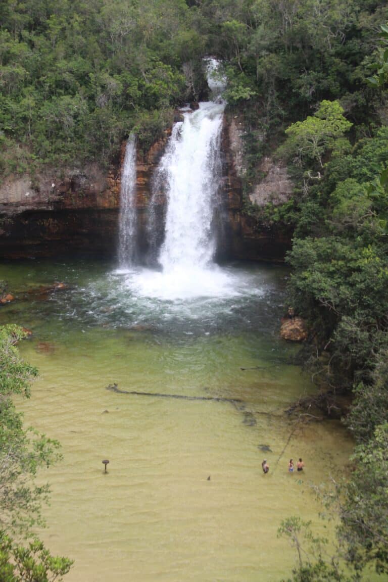 cascata uirapuru em nova lacerda, MT-Foto Carina Furlanetto