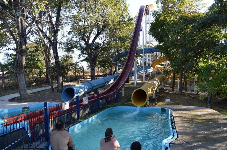 Parque Municipal das Águas Quentes - Barra do Garças MT