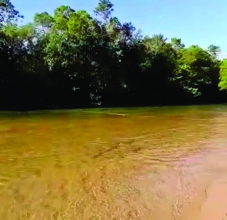 Balneário-Rocha-Mato-Grosso-Turismo-Brasil-Cerrado-Jaciara