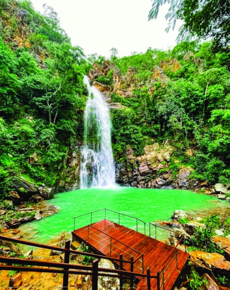 cachoeira-Serra-Azul-rosário-oeste-nobres-cerrado-brasil