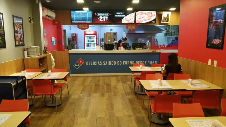 Domino’s Pizzaria