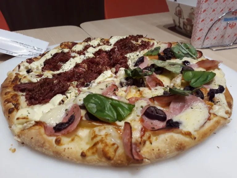 Domino’s Pizzaria