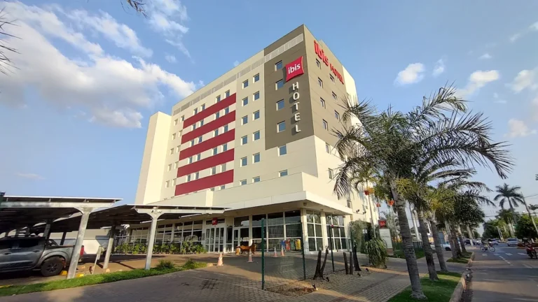 Ibis Sinop