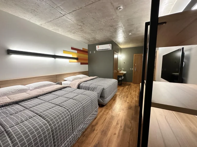 R10 Hotelaria