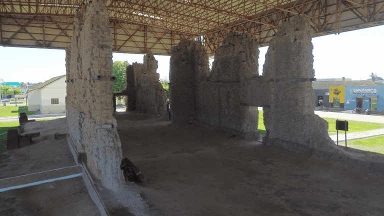 Runina Matriz, Vila Bela, Foto Lincon