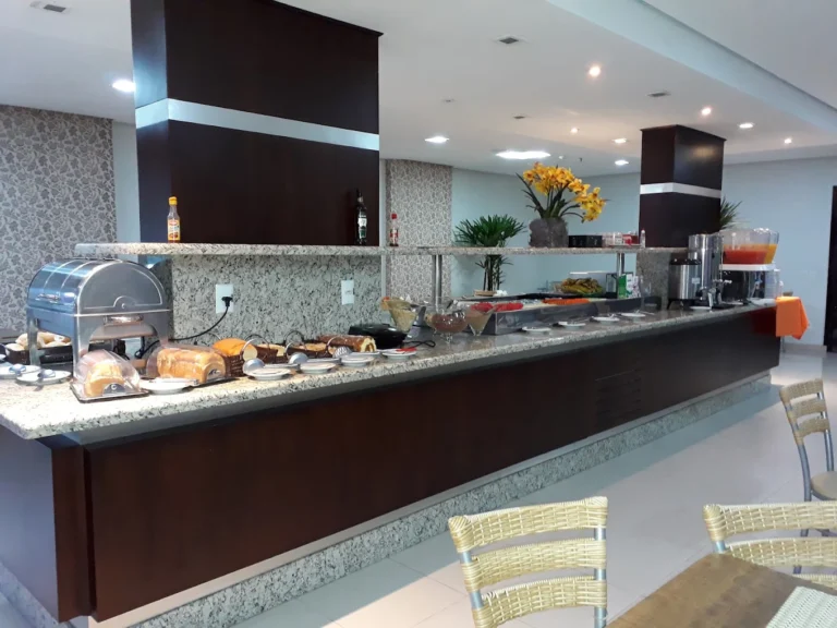 Serras Hotel